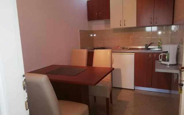 Apartments Mira