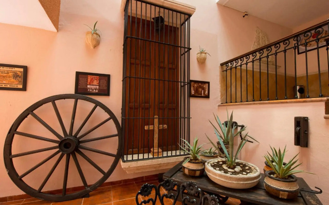 Hotel Del Gobernador