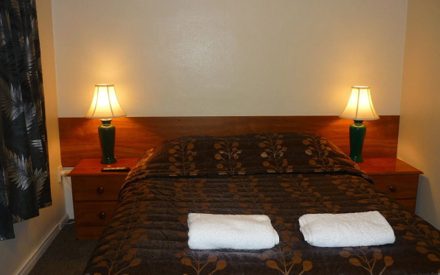 Spanish Lady Motel