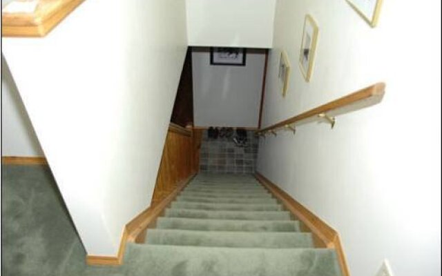 Birch Meadows Lodge B&B