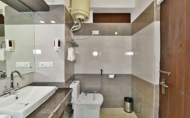 Kapoor Resort by DLS Hotels
