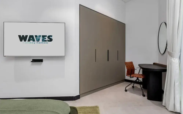 Waves - Top Waterfront 2BR Apartment in Business Bay