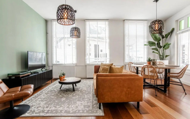 Casa by Sellas