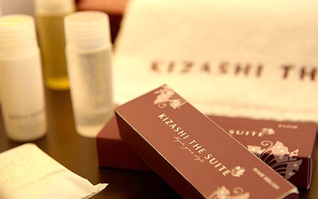 Kizashi The Suite