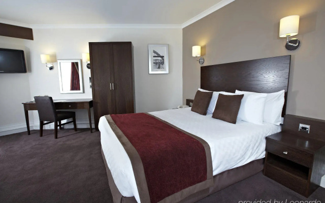 County Hotel & County Aparthotel Newcastle