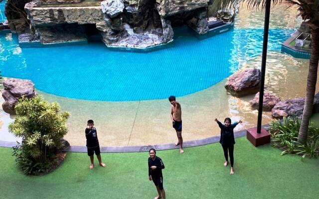 Atlantis Condo Pattaya by Panissara