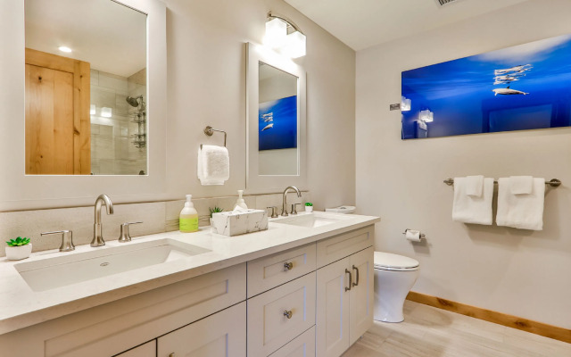 Rundle Cliffs Lodge by Spring Creek Vacation