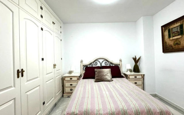 Carihuela Playa Los Nidos 1