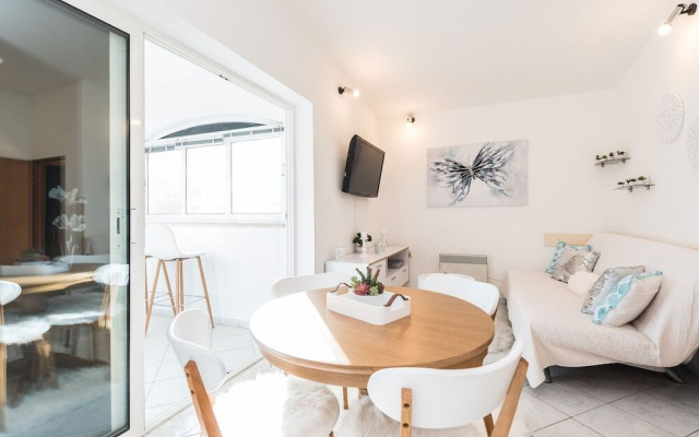 4-room Apartment 140 M2 On 1st Floor - Inh 29146