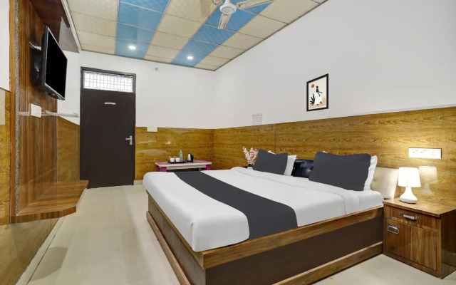 Hotel Pratap Plaza by OYO Rooms