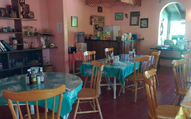 Orange Hill Beach Inn