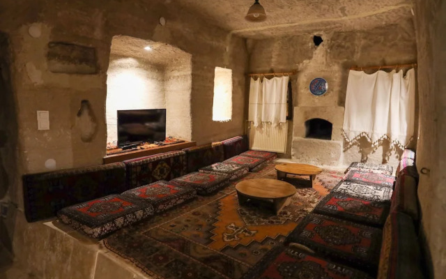Peri Cave Hotel