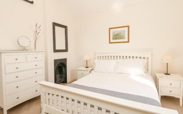 West Henstill House