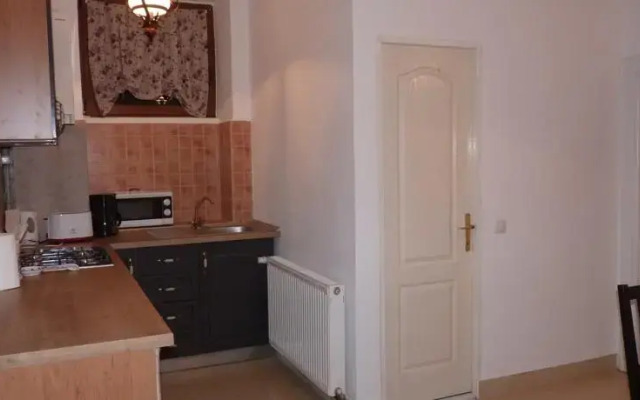 Weiss- Old Town Deluxe Apartment