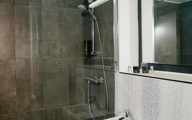 Hôtel Kyriad Lille Nord - Roncq