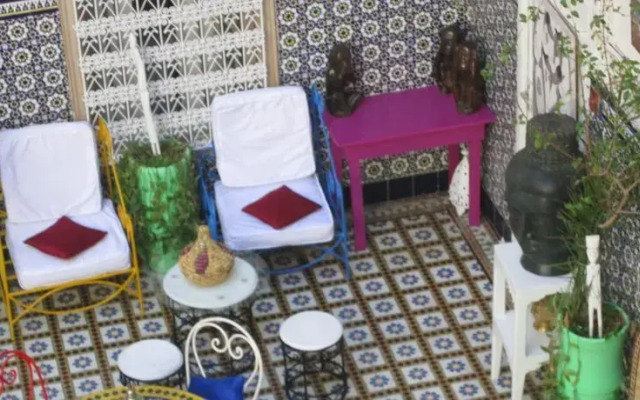 Los Colores de lOriente