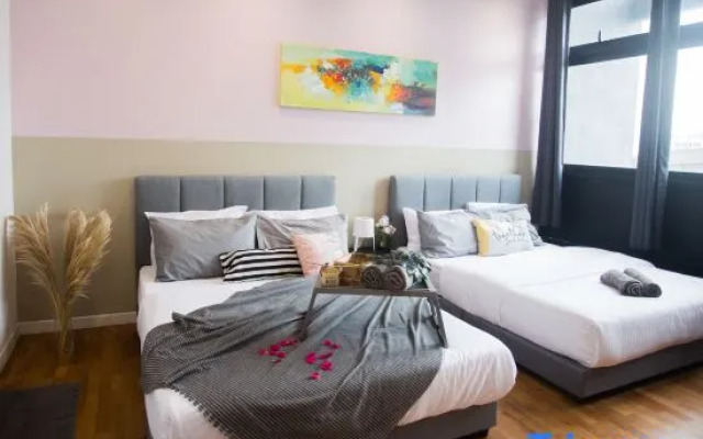 Paradigm Residence By The one - upstair of paradigm mall JB