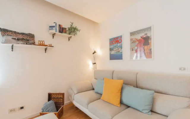 Linda Apartment 3 in Como