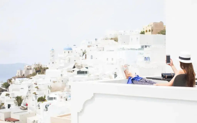 Agave Santorini Design Boutique Hotel