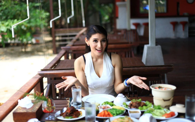 Baan Panwa Resort