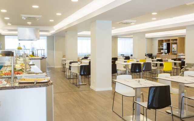 Globales Los Delfines Hotel & Apartments