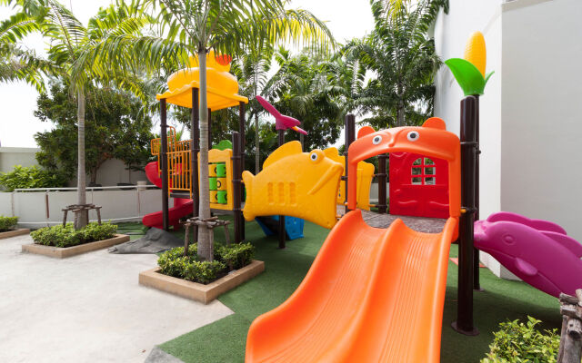 Laguna Beach Resort 1 by Pattaya Sunny Rentals