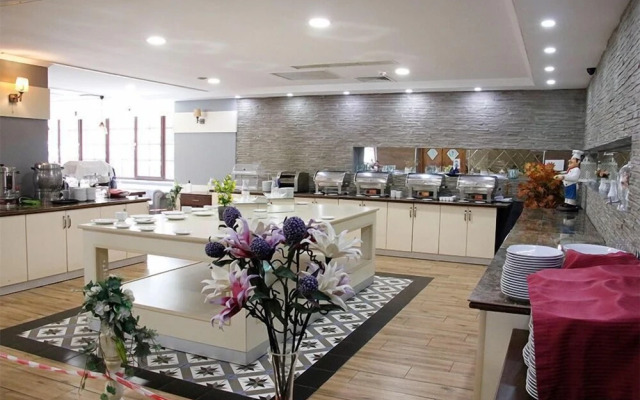 Hizel Hotel