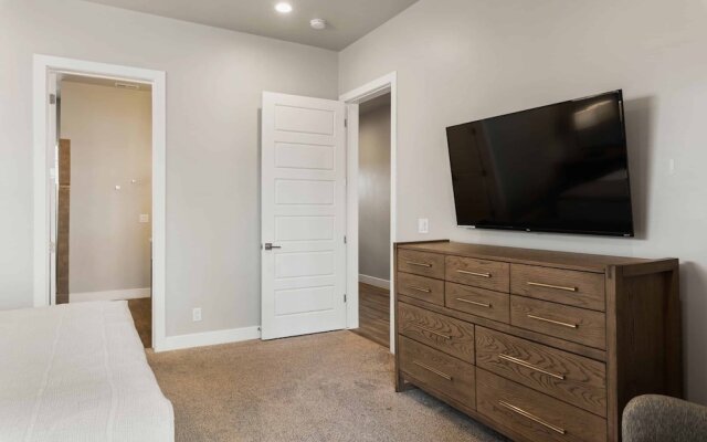 Red Mountain Springs #23 by RedAwning