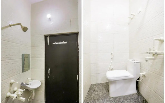 B&b Hotel by OYO Rooms