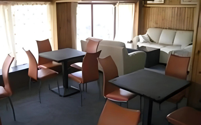 Pella Inn Hostel