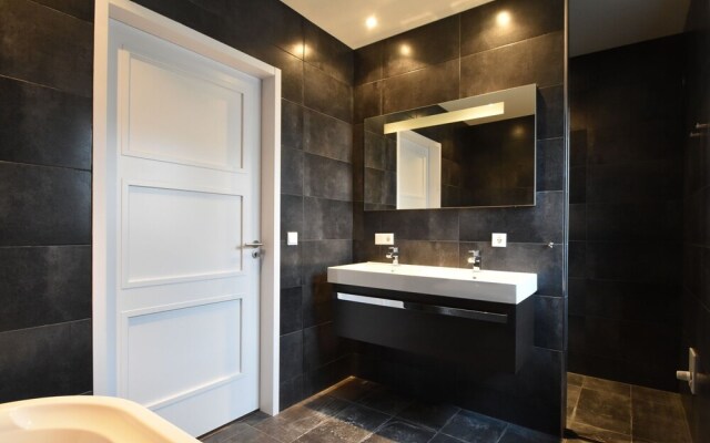 Modern Villa with Jacuzzi and Sauna in Harderwijk Flevoland