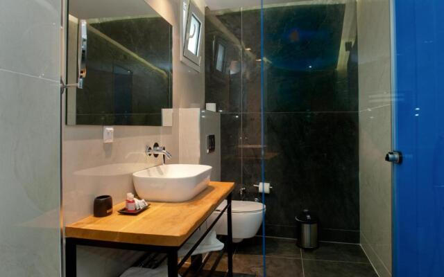 Lefko Suites
