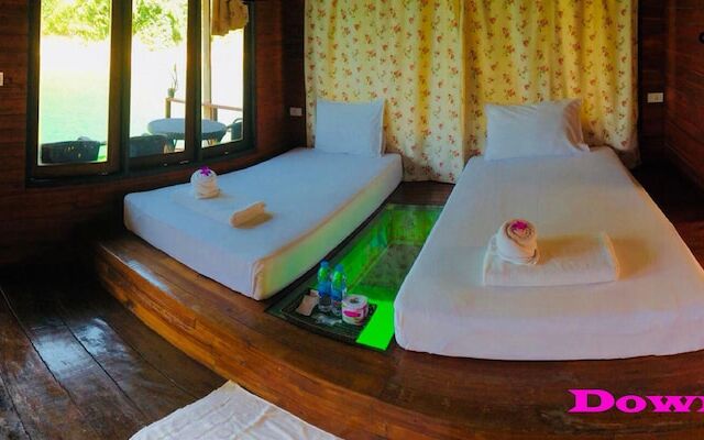 Orchid Lake House