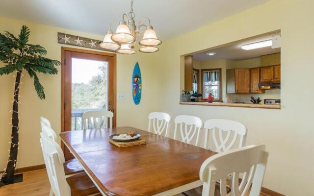 StingWray Cove by Oak Island Accommodations