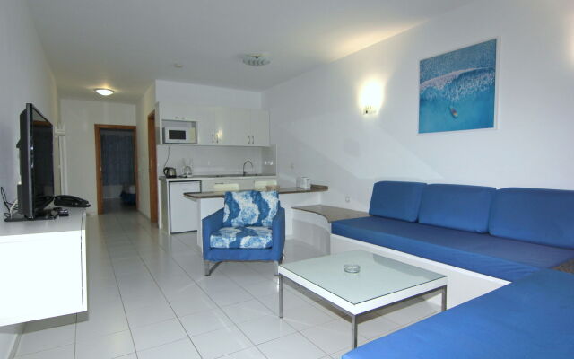 Arena Dorada - Apartments