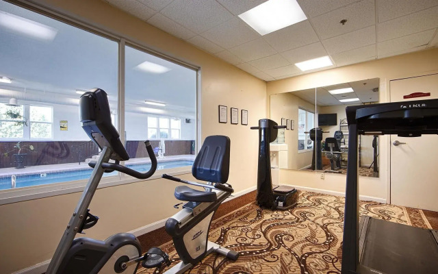 Best Western Teal Lake Inn