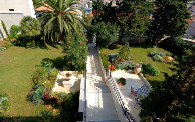 Villa Deis