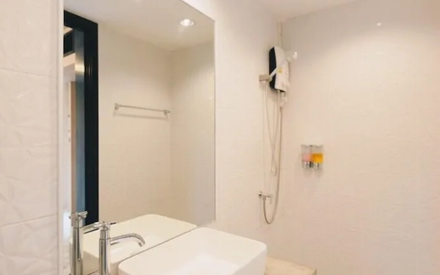 Kipbox Hotel Trang
