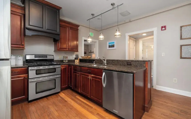 TuckAway Suites at East Branch