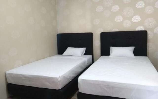 Coconut Hotel - Hostel