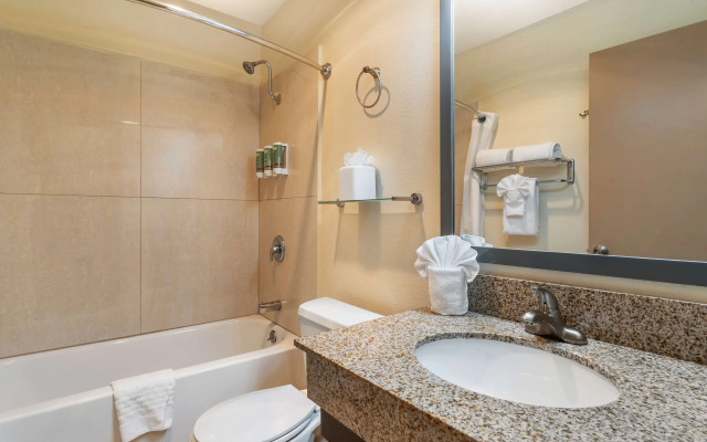 Best Western John Muir Inn