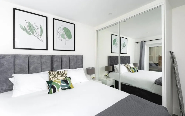 Skyvillion -vineyard Court- Enfield 1-bed Wgarden