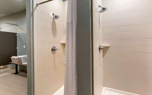 MainStay Suites Carlsbad South