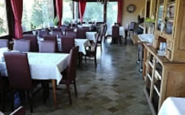 Waldhotel