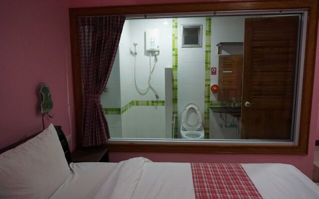 The Boss Grand Tower Hotel