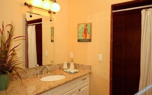 Sand Dollar - 6604 Holmes Blvd