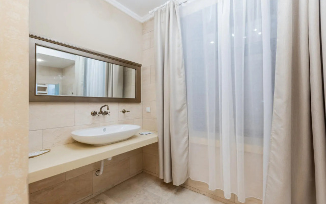 Апартаменты в загородном доме