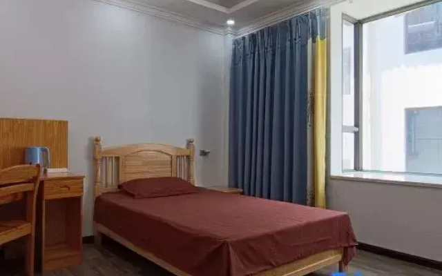 Jiehu'erju Hostel