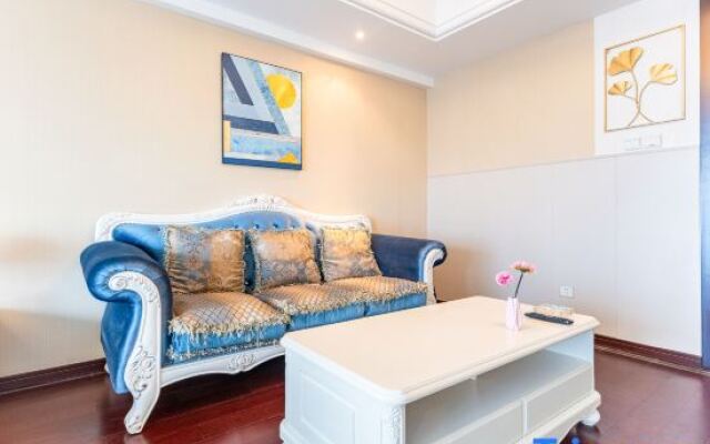Sea Dream Seaview Hotel (Zhongshan Square Venice Water City)