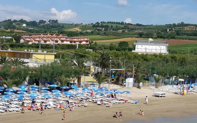 Welcoming apartment in Cupra Marittima with shared pool